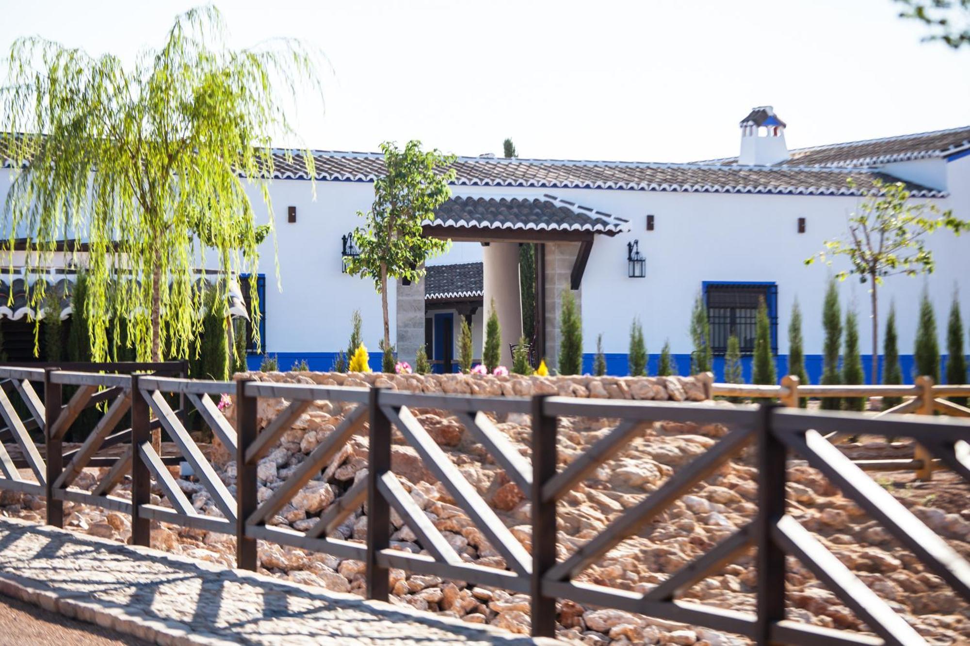 Complejo Turistico Rural Fuente Taray Apartment Malagon Exterior photo